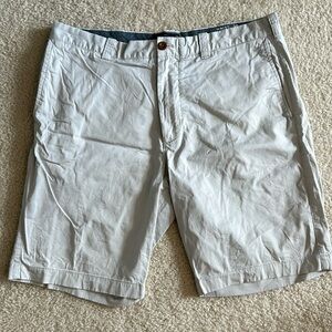 Men’s JCrew 10.5 Inch Stretch Chino Shorts